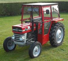 Tractor Massey Ferguson