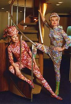 Airline Uniforms