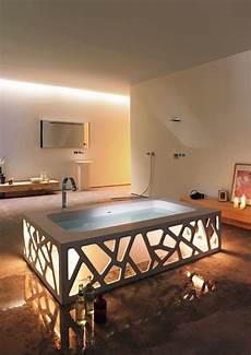 Bathtubs & Whirlpools