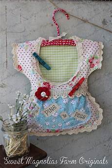 Clothes Line Holder