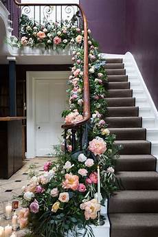 Decorative Flowers & Wreaths