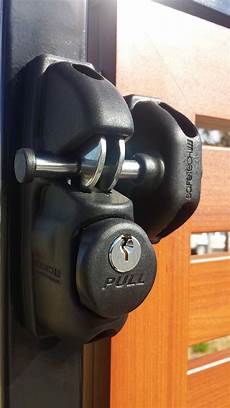 Door Catches & Door Closers