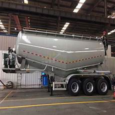 Dry Bulk Trailer