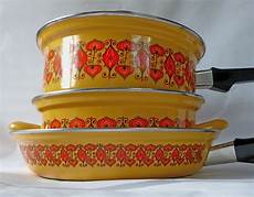 Enamel Pots
