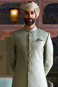 Groom's Outfit
