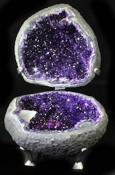 Honeycomb And Natural Stones