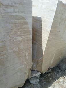Light Travertine Block