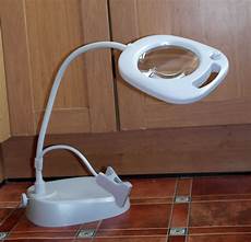 Magnifying Lamp