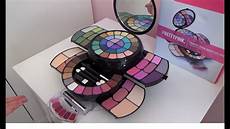 Make-Up Box
