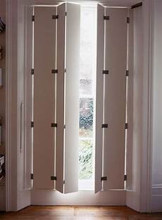 Pliant Window