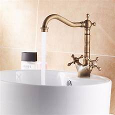 Rotating Washbasing Faucets