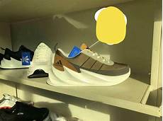Shoes Agents