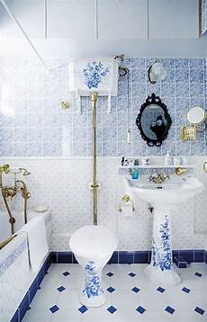 Toilet Accessories