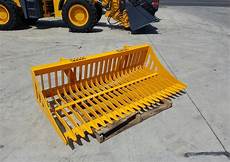 Tractor Buckets