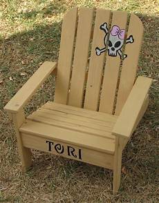 Wincgback Chair