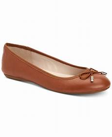 Women Flats